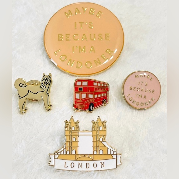 GREAT BURBERRY LONDON PINS COLLECTION - Picture 1 of 4